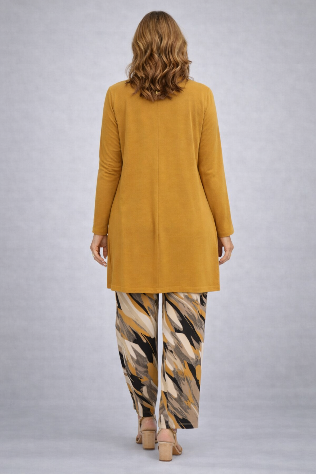 Faelina | Sophisticated Three-Piece Set
