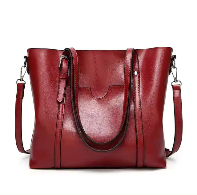 Daphira | Sleek Leather Shoulder Bag