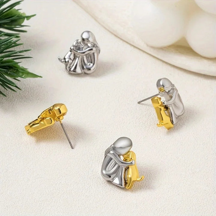 Marlow | Dog Embrace Earring