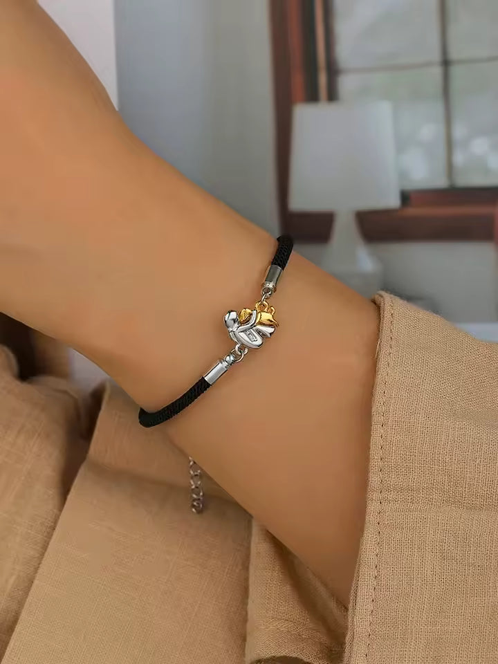 Marlow | Dog Embrace Bracelet