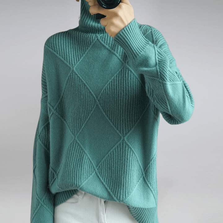 AMELINE | SOFT TURTLENECK SWEATER