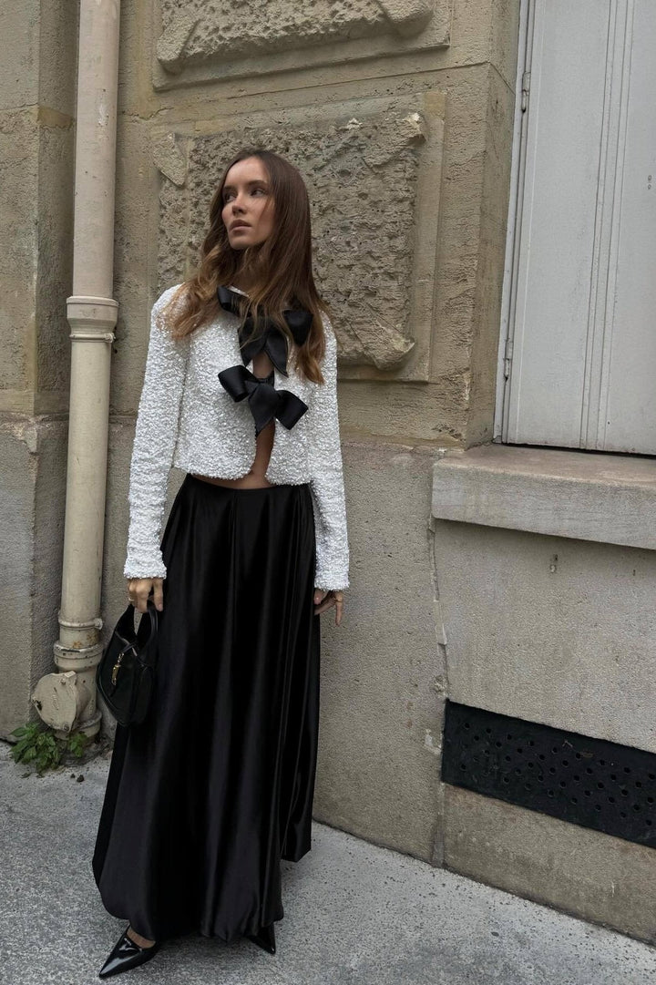 ANWEN | CHIC BLOUSE WITH BOW DETAIL