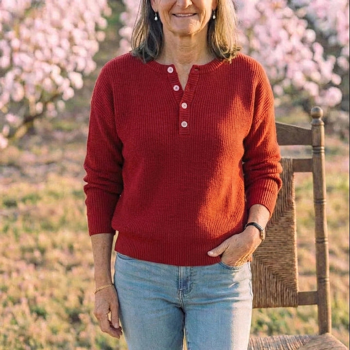 Gwen – Gracefully Designed Jumper